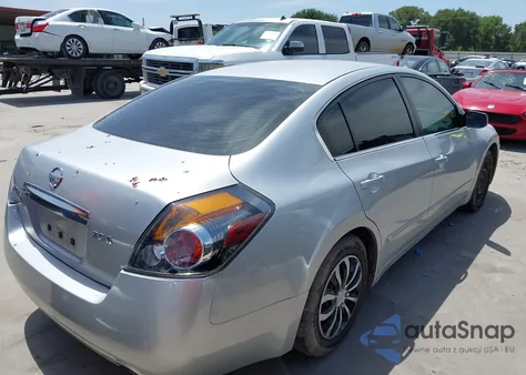 2010 Nissan Altima 2.5 z USA, uszkodzony, nr VIN 1N4AL2AP0AN449174